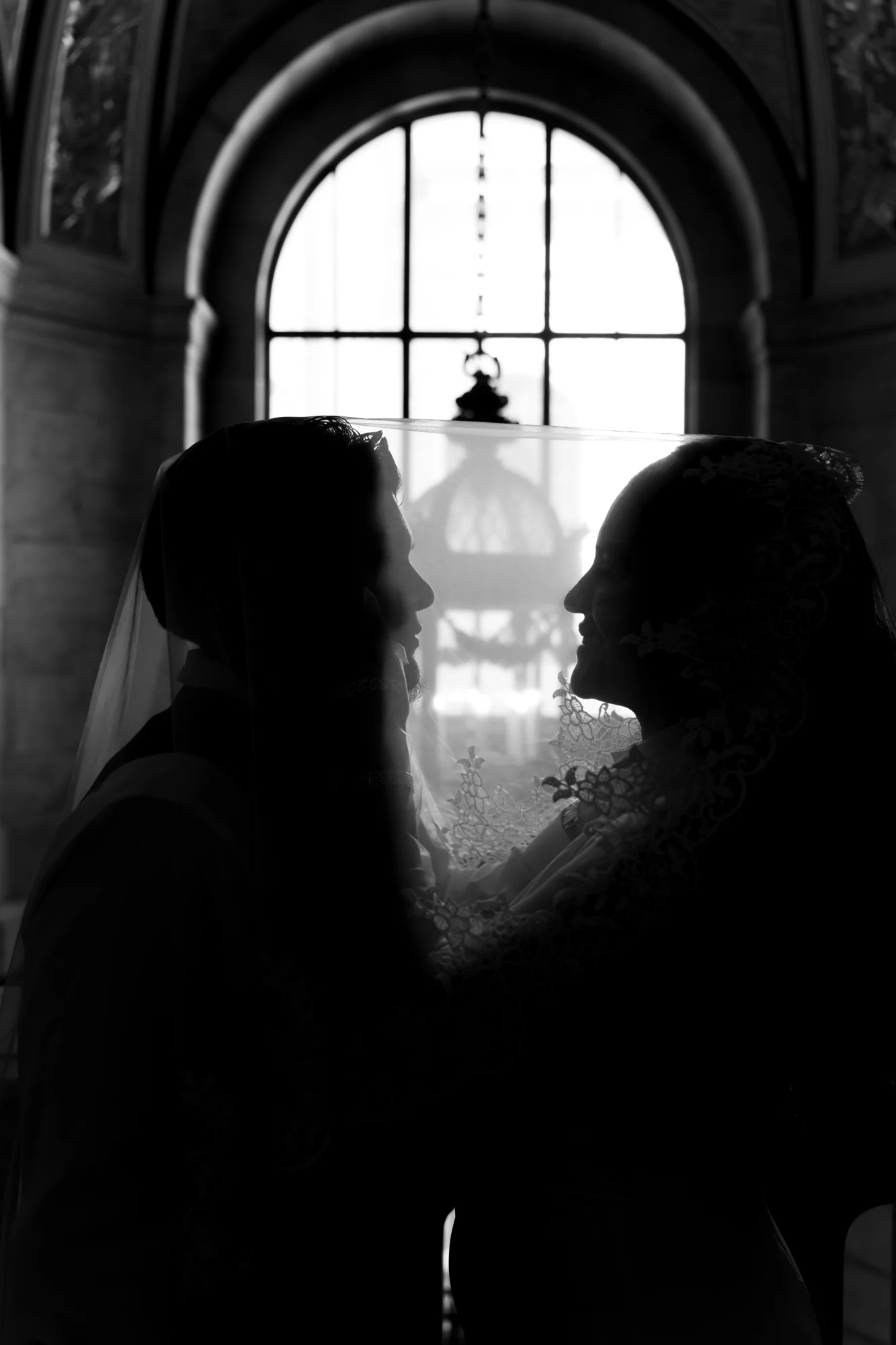 Couple portrait photographed by Darien Valerin