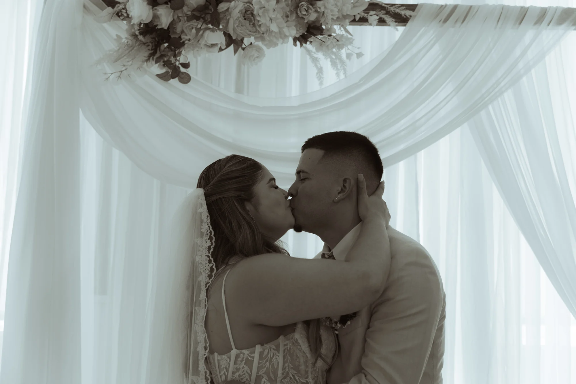 Wedding photographed by Darien Valerin